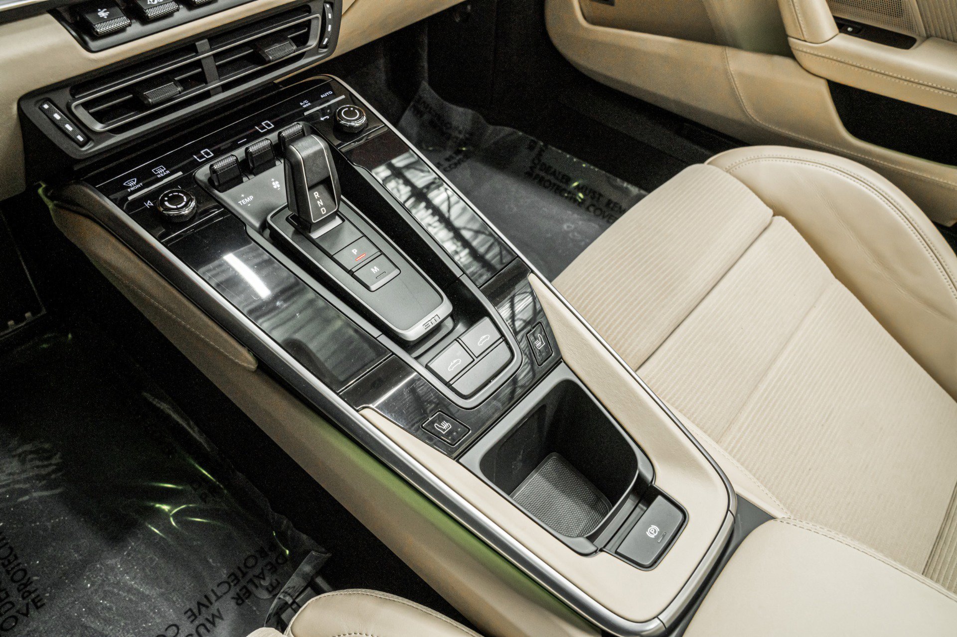 Used 2021 Porsche 911 Targa 4S Heritage Design image 30