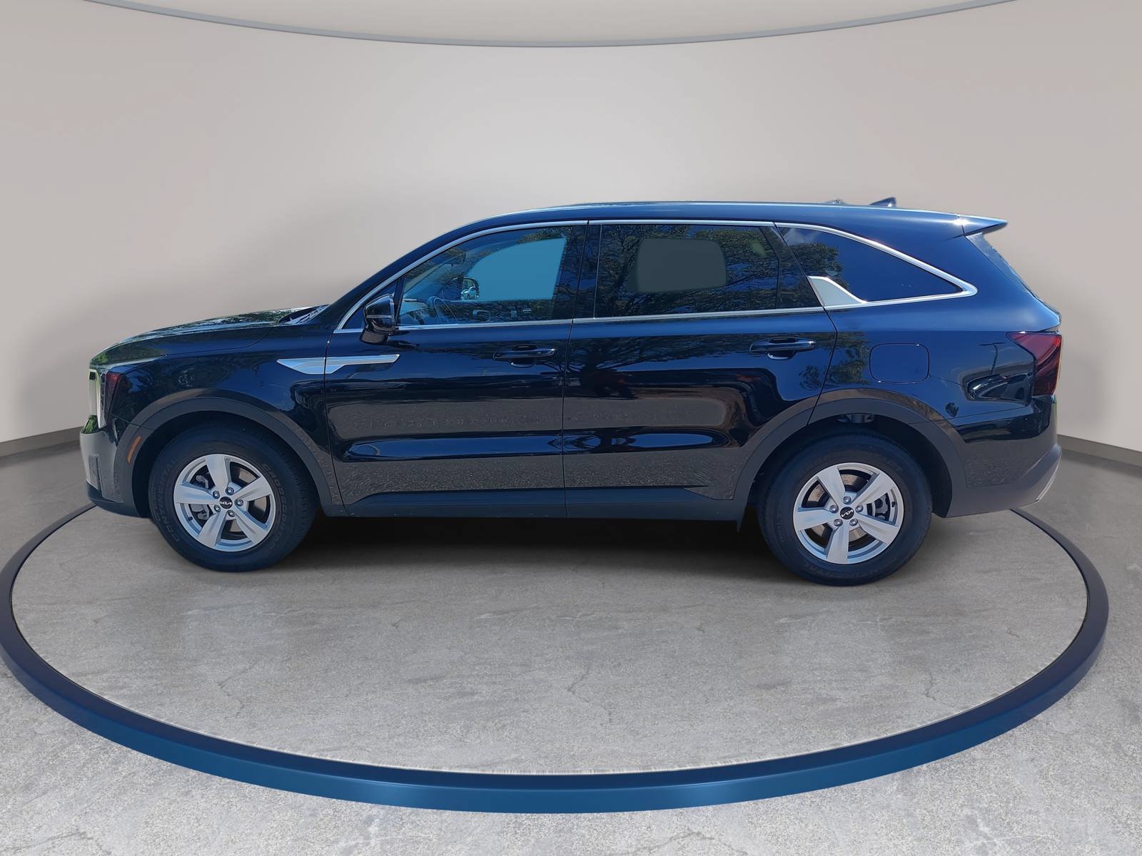 New 2026 Kia Sorento LX FWD image 8