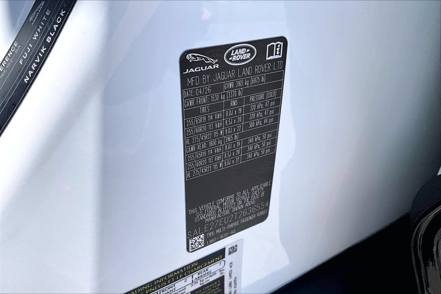 New 2026 Land Rover Defender 110 X-Dynamic SE AWD/4WD image 13