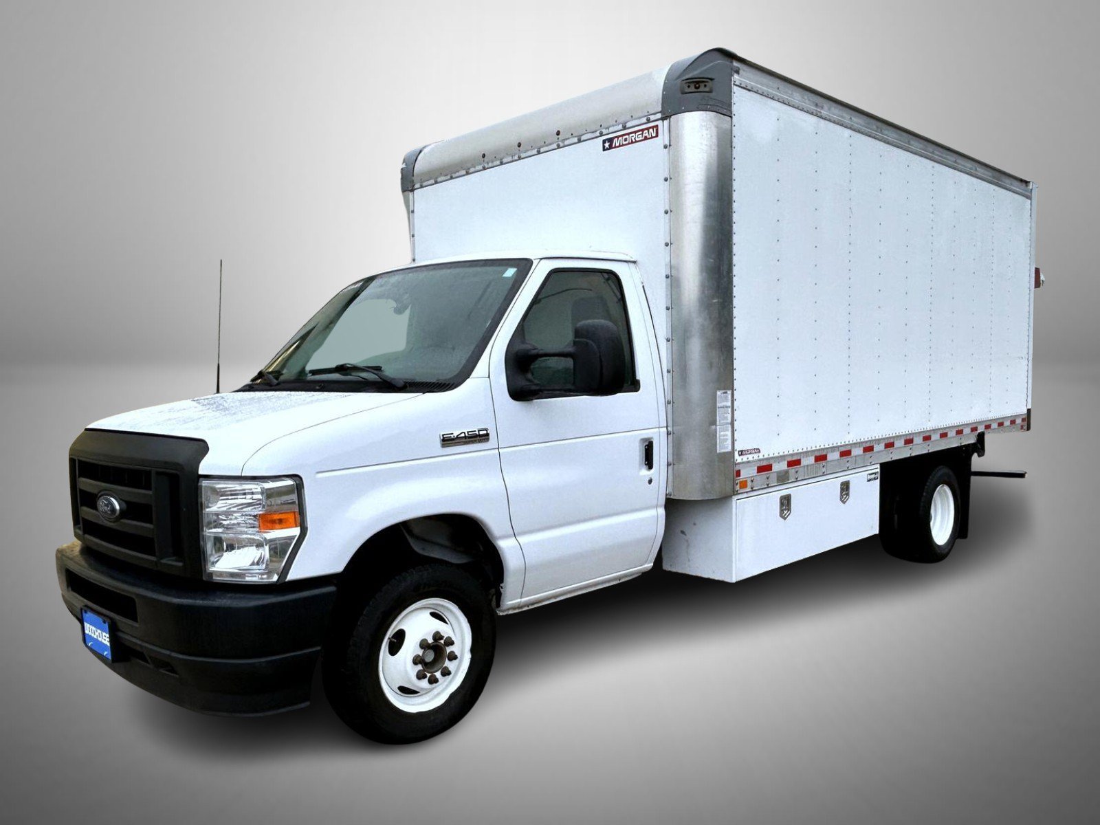 Used 2023 Ford E-450 and Econoline 450 Super Duty w/ Power Windows & Locks Group