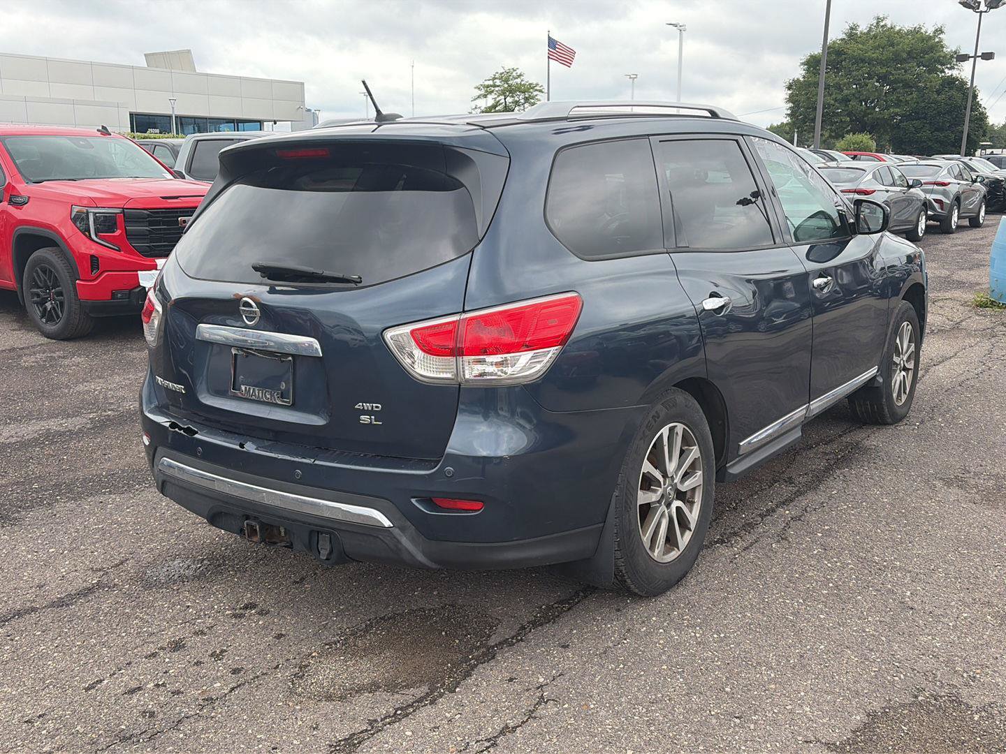 Used 2013 Nissan Pathfinder SL AWD/4WD image 6