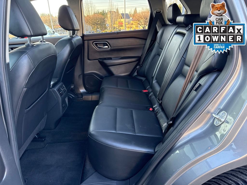 Used 2021 Nissan Rogue SV w/ Premium Package image 29