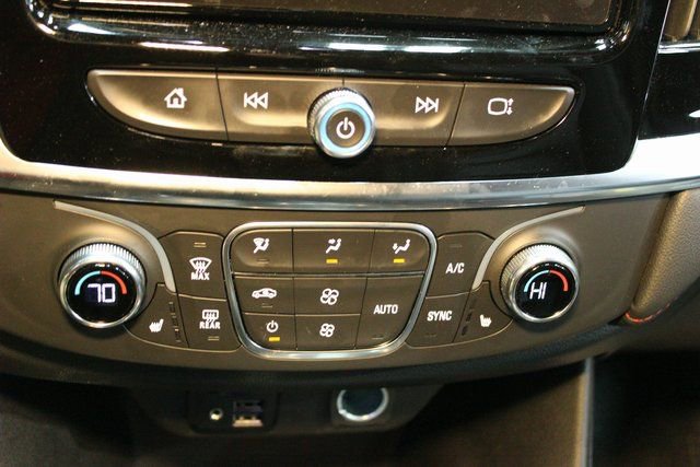 Used 2023 Chevrolet Traverse RS w/ LPO, Floor Liner Package image 25