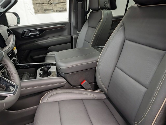 New 2026 Chevrolet Suburban Premier image 11