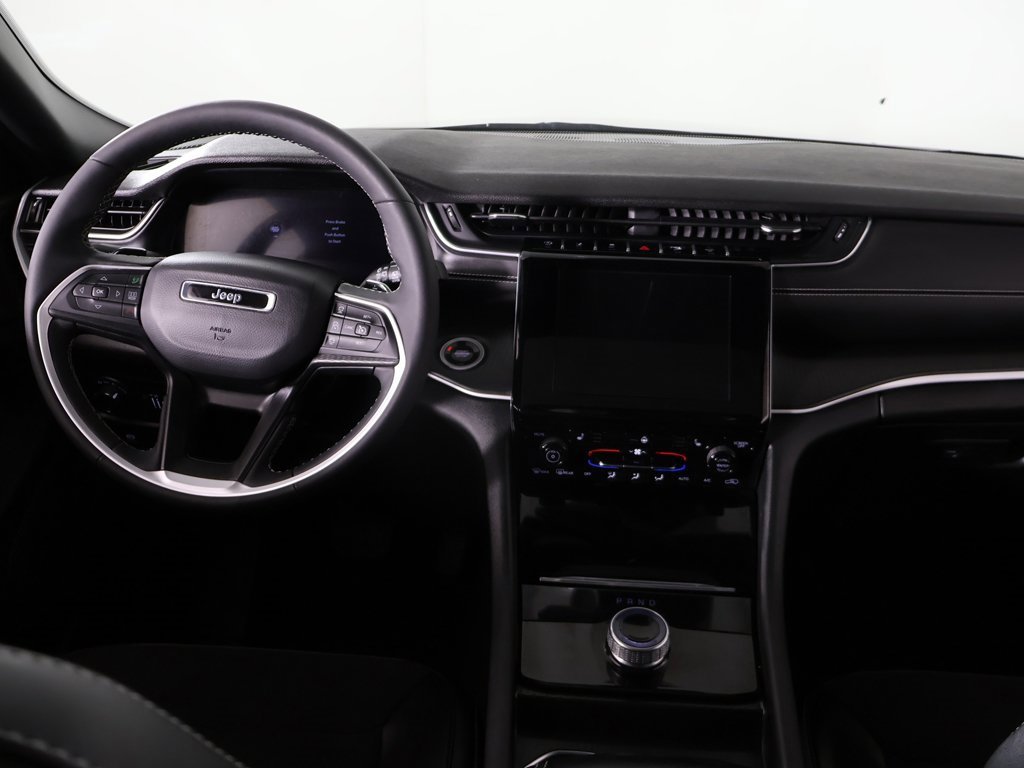 Used 2024 Jeep Grand Cherokee L Altitude image 36