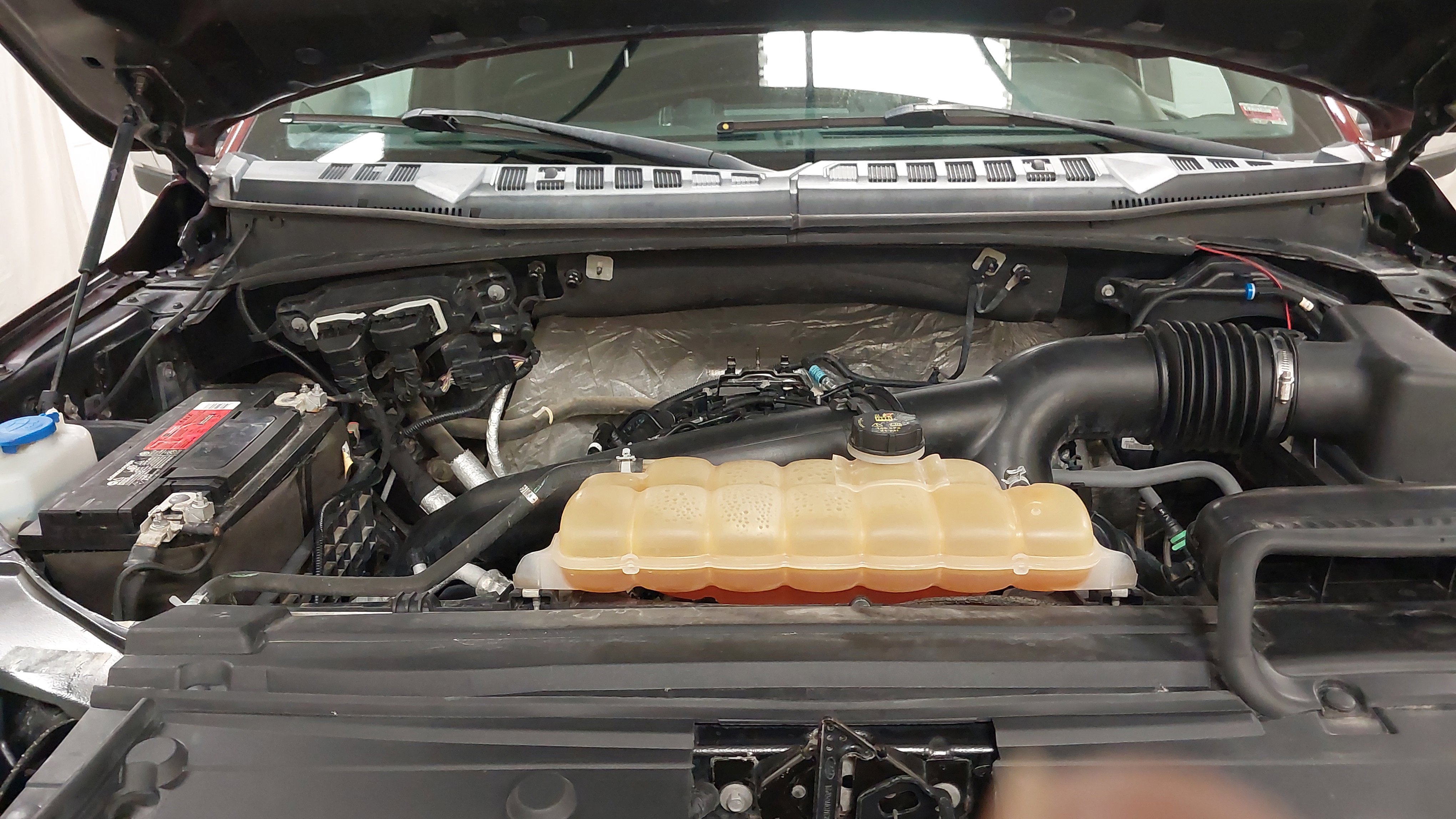 Used 2016 Ford F150 Lariat w/ Equipment Group 502A Luxury image 30