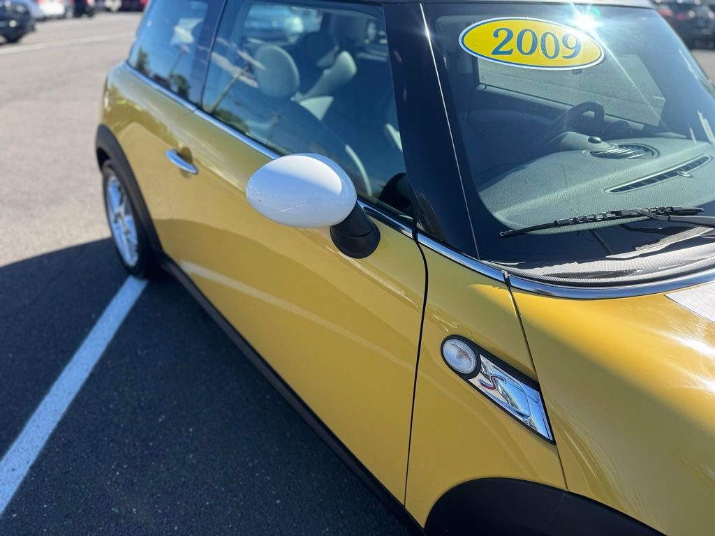 Used 2009 MINI Cooper S FWD image 12