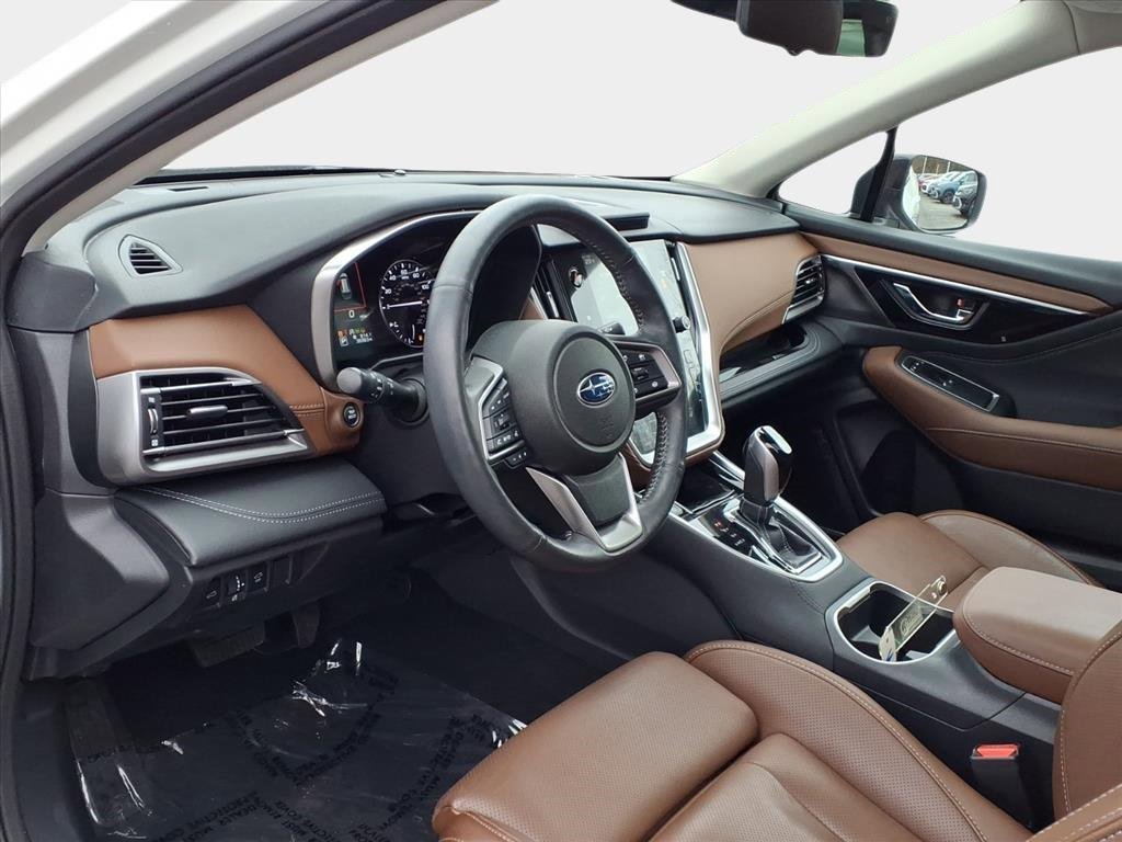 Used 2023 Subaru Outback Touring image 8