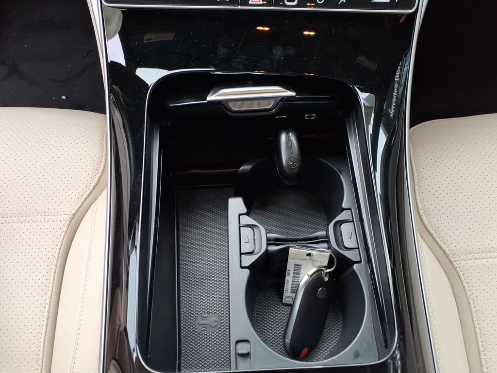 New 2026 Mercedes-Benz C 300 4MATIC Sedan image 24