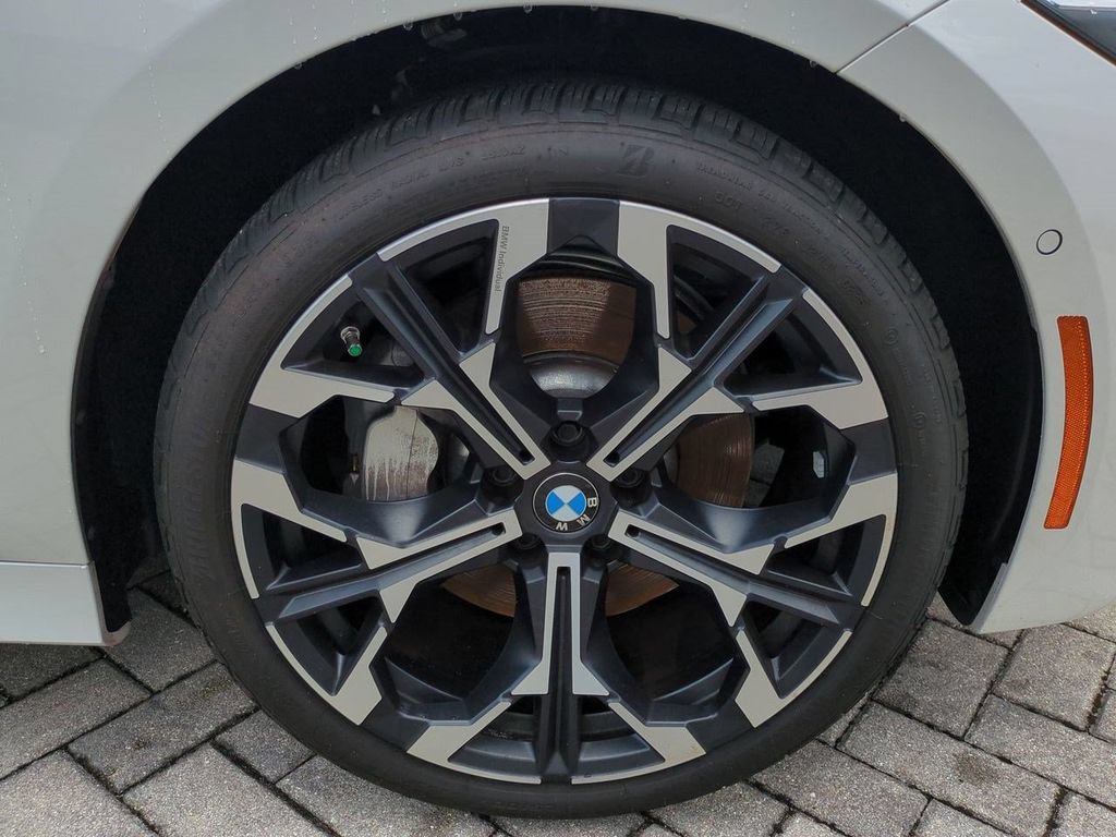 New 2025 BMW 330i Sedan w/ Premium Package RWD image 11
