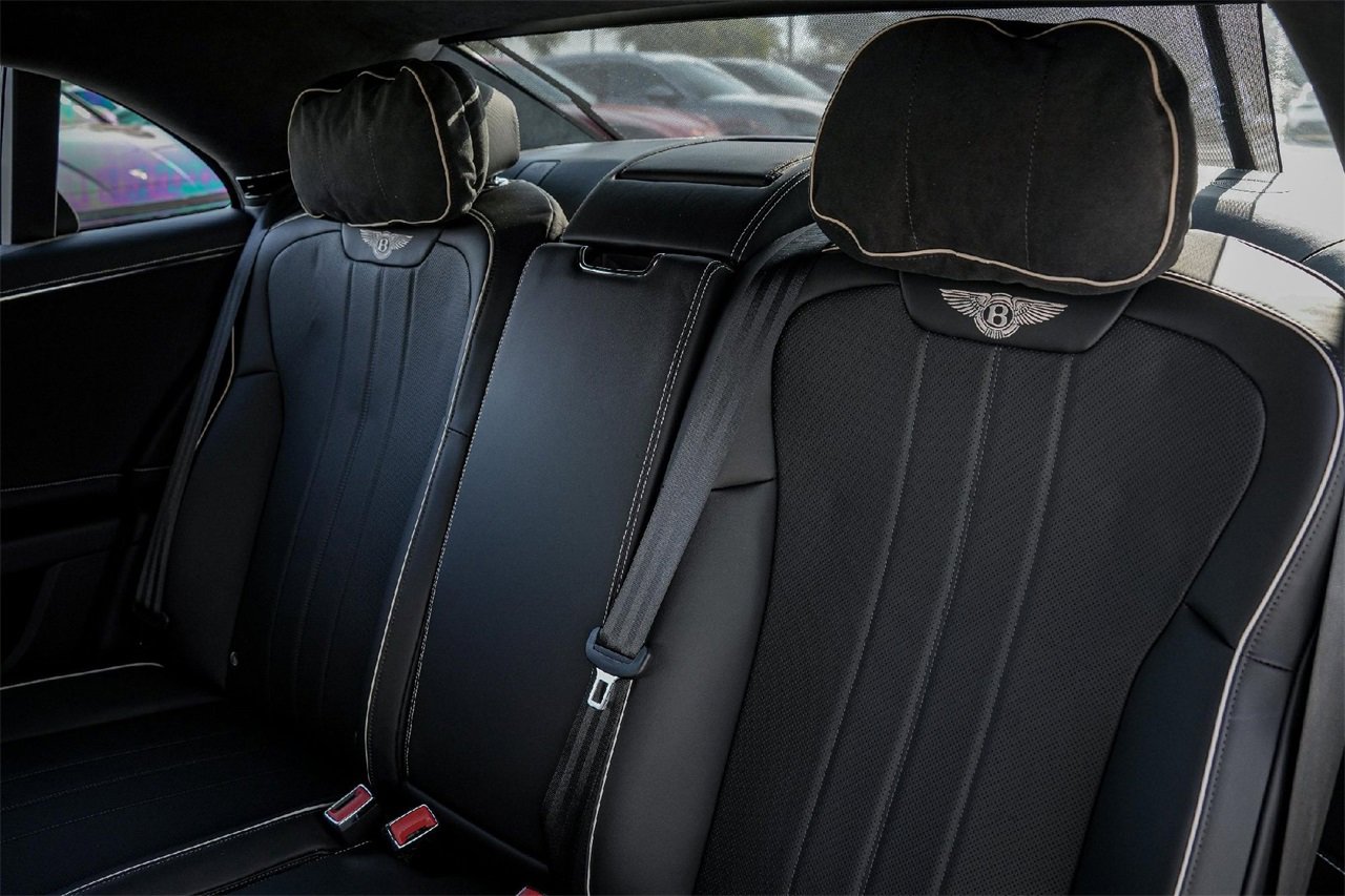 New 2026 Bentley Flying Spur Plug-In Hybrid image 36