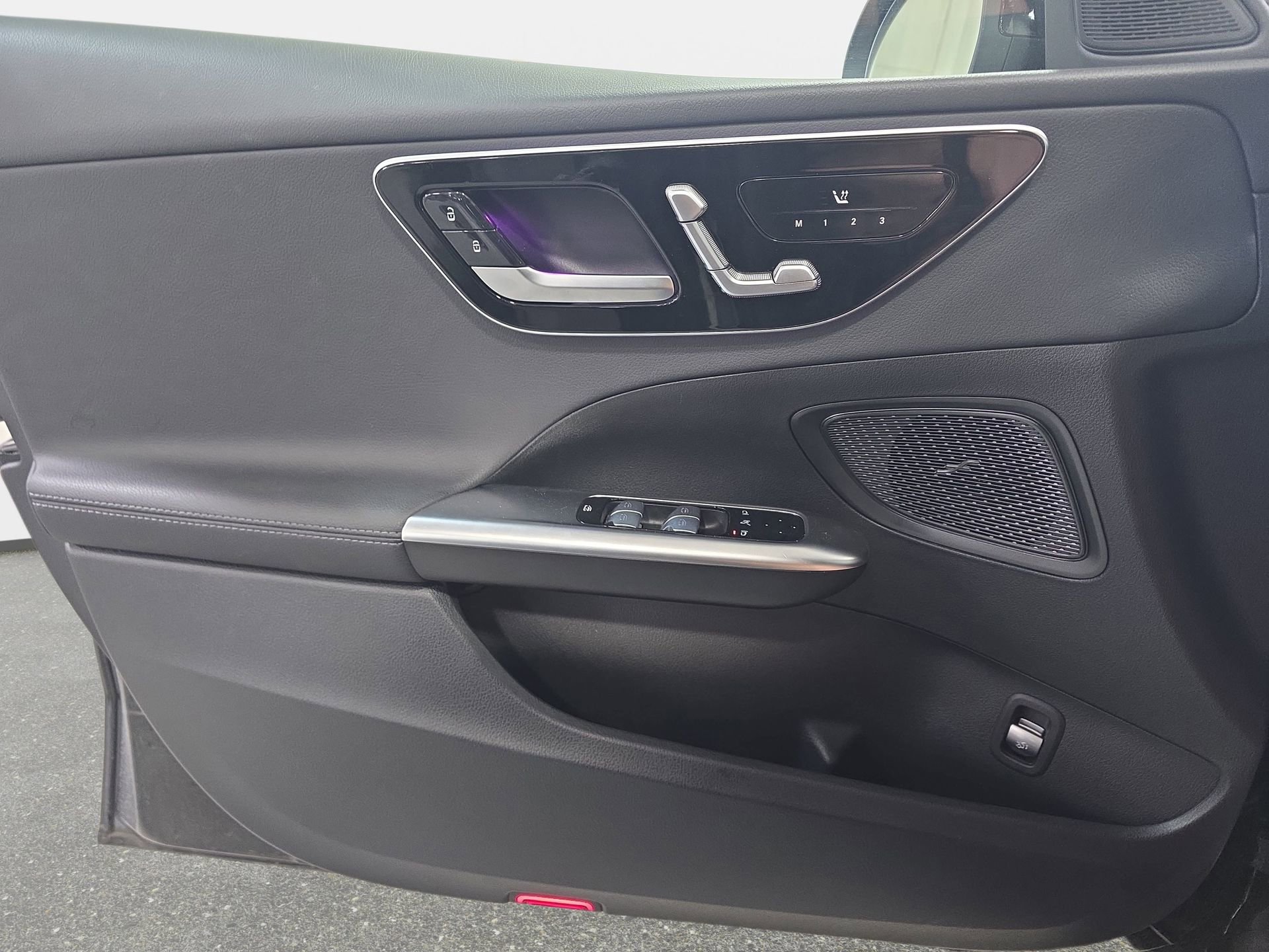 Certified 2025 Mercedes-Benz C 300 4MATIC Sedan image 26