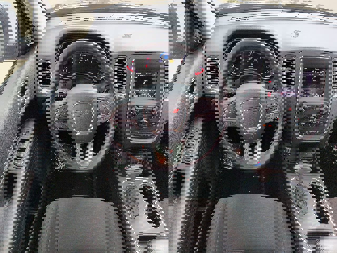 Used 2019 Dodge Durango SXT w/ 3rd Row Seating Group image 15