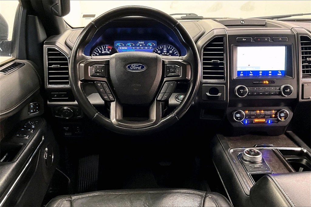 Used 2021 Ford Expedition Max Limited image 4