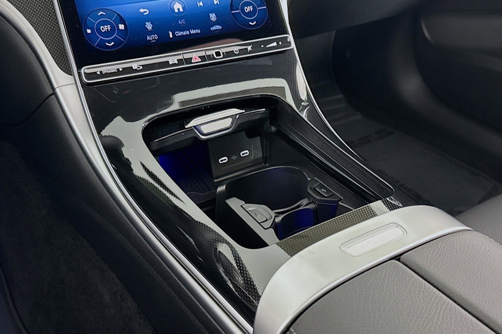 New 2026 Mercedes-Benz C 300 Sedan image 5