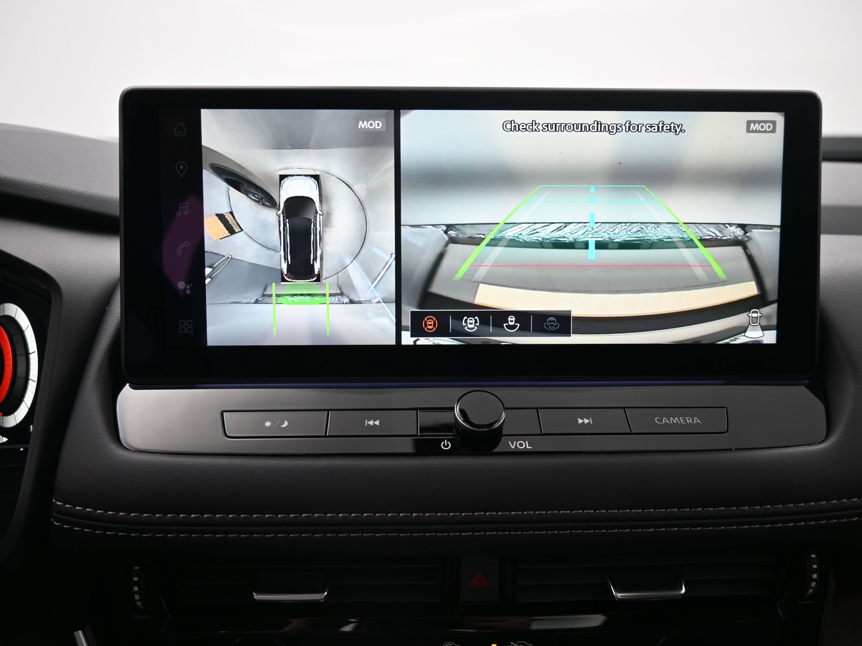 New 2026 Nissan Rogue Platinum image 16