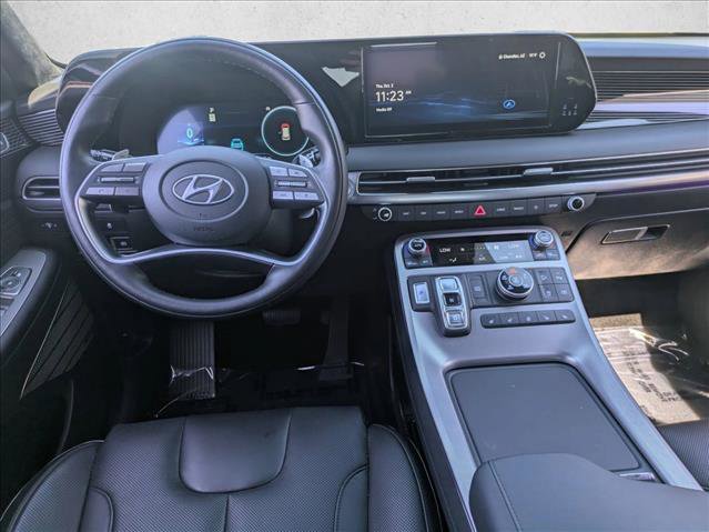 Used 2024 Hyundai Palisade Calligraphy image 15
