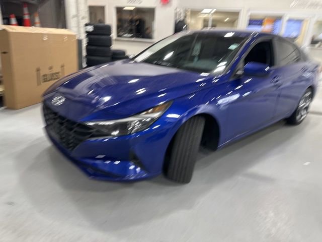 Certified 2023 Hyundai Elantra SEL w/ Convenience Package image 19