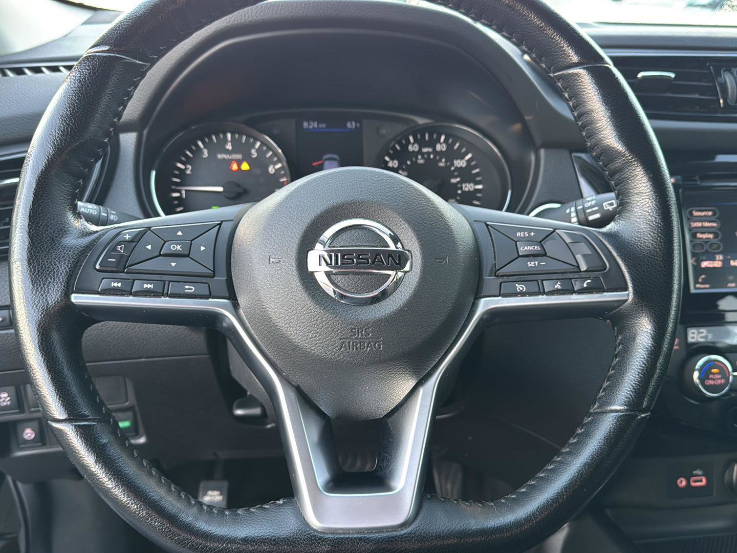 Used 2021 Nissan Rogue Sport SV image 17