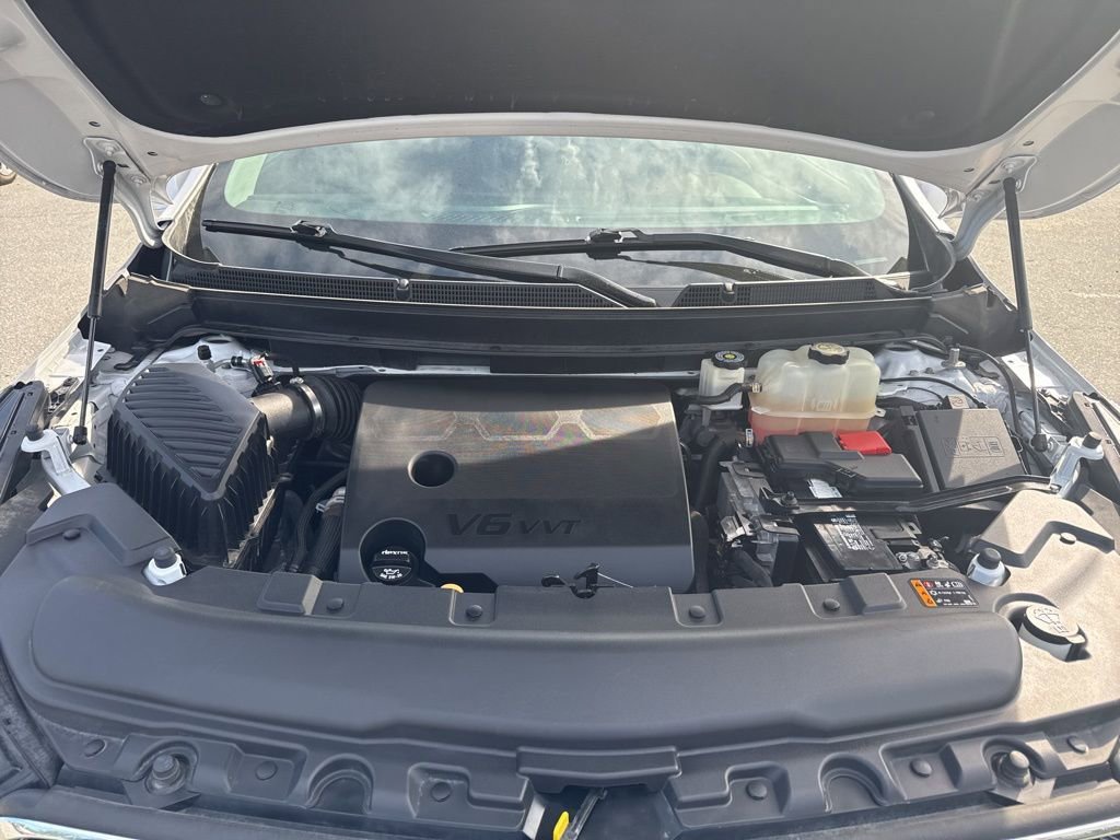 Used 2019 Buick Enclave Avenir w/ Avenir Technology Package image 37