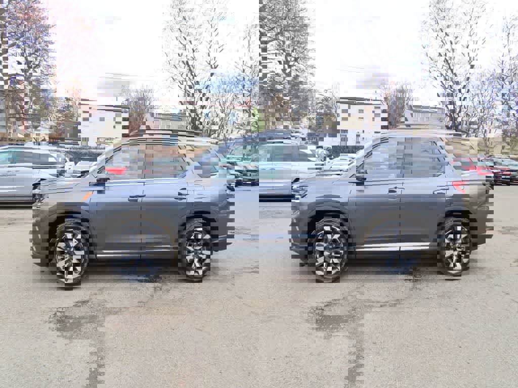 Certified 2023 Honda Pilot Touring image 3