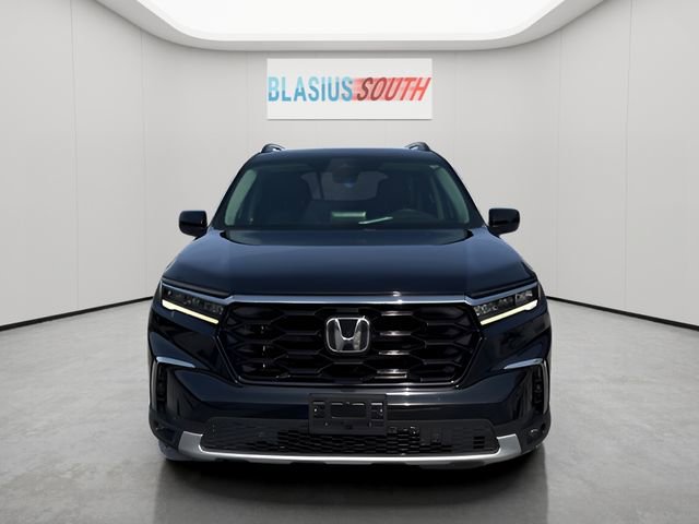 Used 2023 Honda Pilot Touring image 8