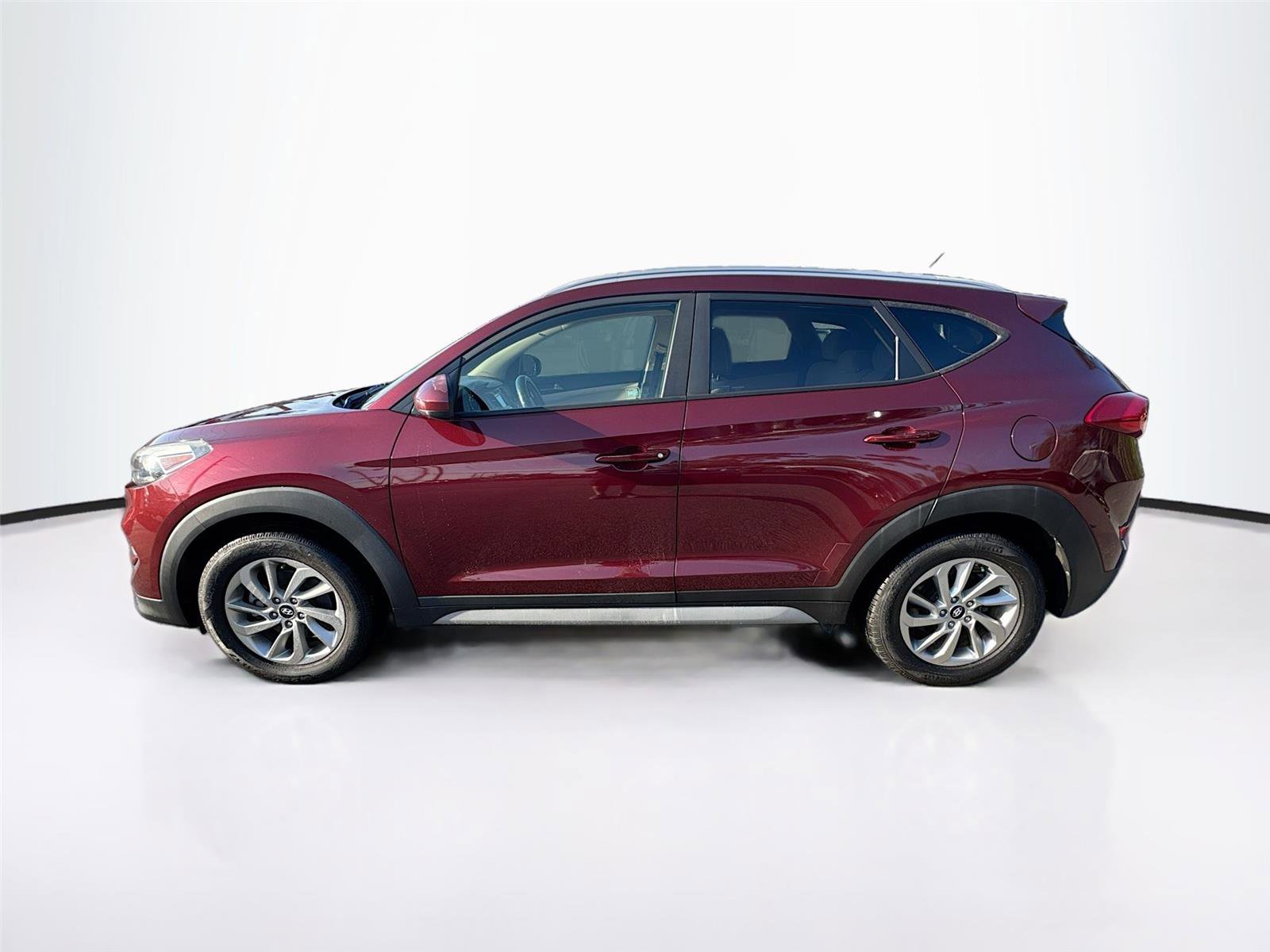Used 2017 Hyundai Tucson SE FWD image 2