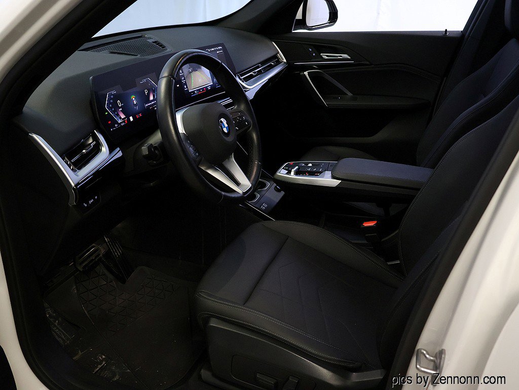 Certified 2023 BMW X1 xDrive28i w/ Convenience Package image 11