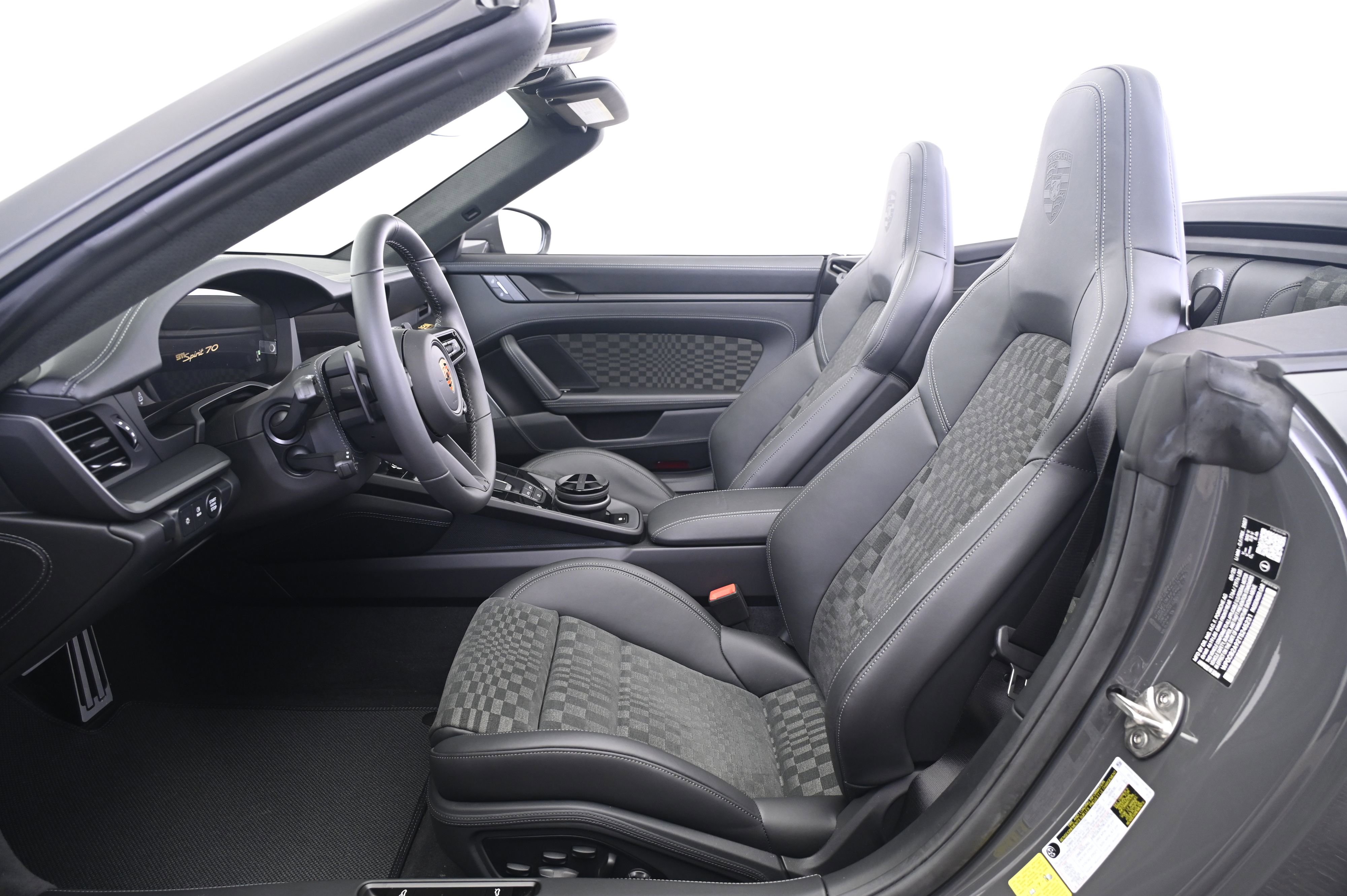 Certified 2026 Porsche 911 GTS image 31