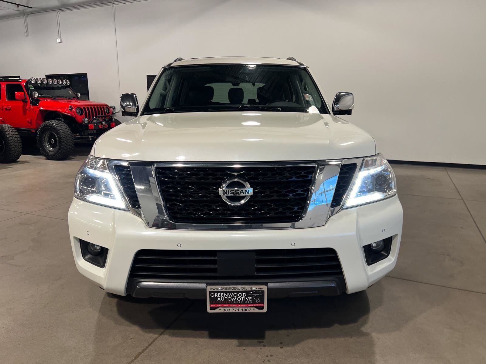 Used 2020 Nissan Armada Platinum w/ Interior Lighting Package AWD/4WD image 8
