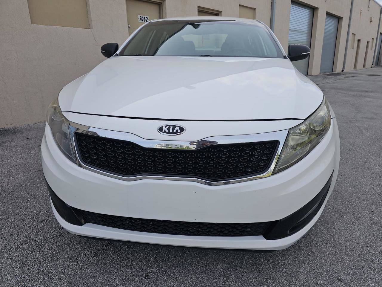 Used 2012 Kia Optima EX FWD image 10
