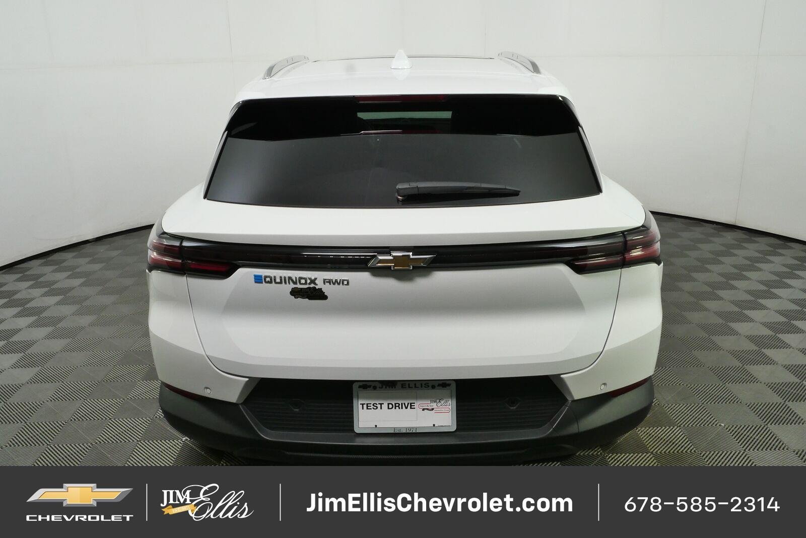 New 2026 Chevrolet Equinox EV LT AWD/4WD image 32