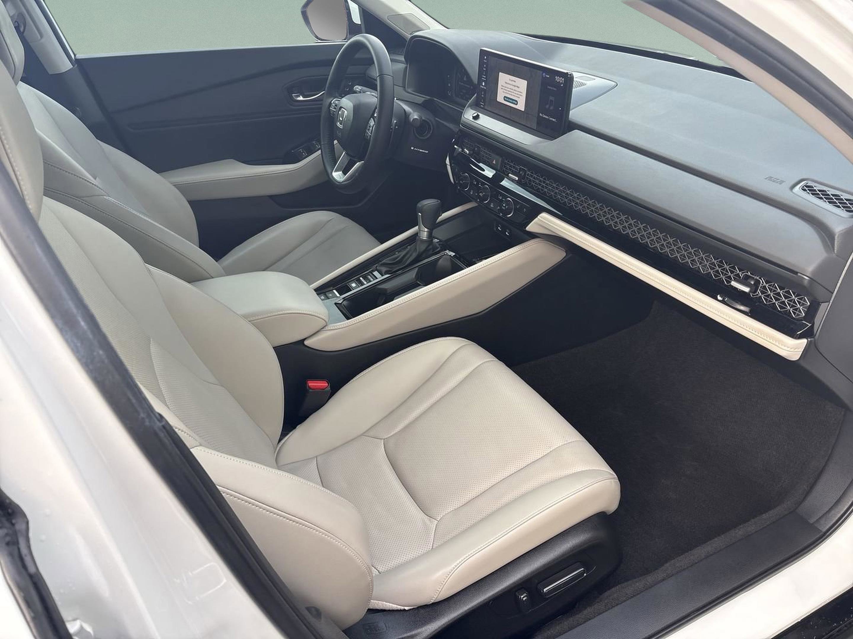 Used 2024 Honda Accord Touring image 19