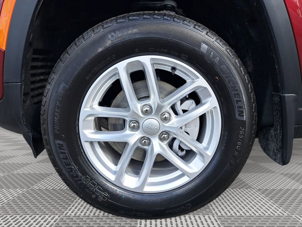 New 2025 Jeep Grand Cherokee Laredo X w/ Luxury Tech Group I image 10