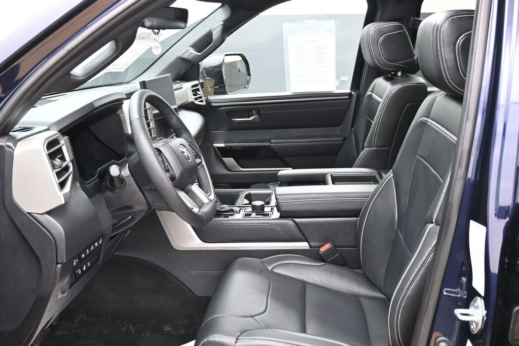 Used 2026 Toyota Tundra Limited AWD/4WD image 18