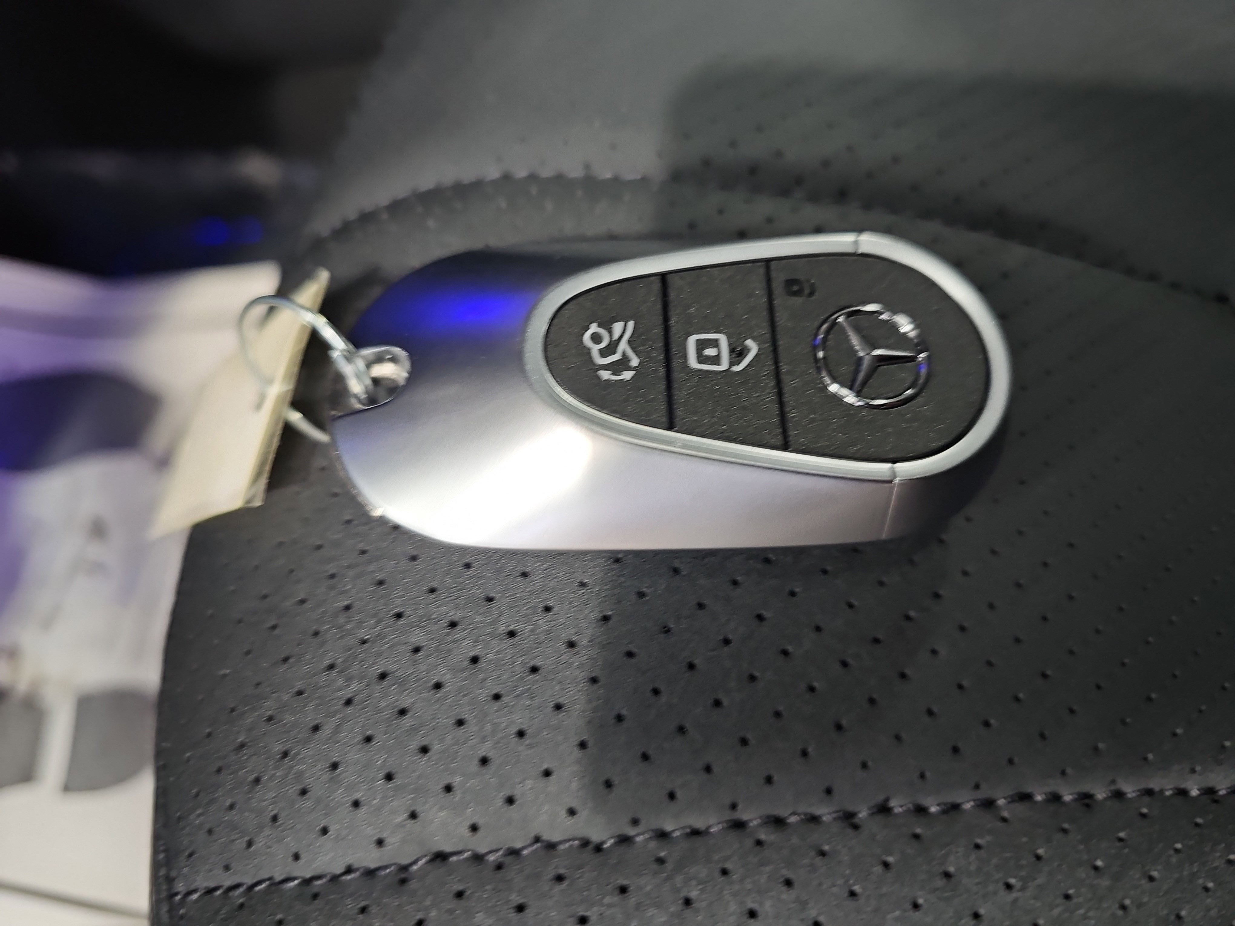 Certified 2025 Mercedes-Benz EQE 350+ SUV image 37