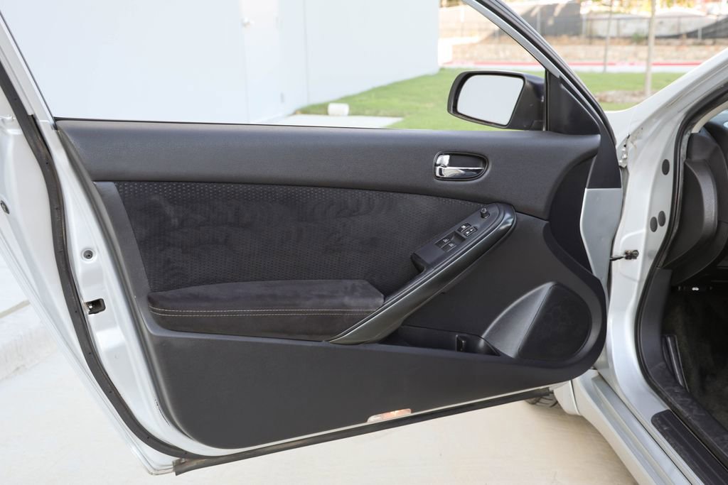 Used 2012 Nissan Altima 2.5 S w/ 2.5S Premium Pkg image 12