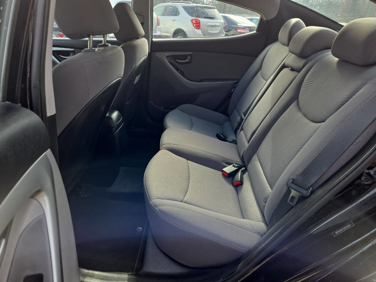 Used 2016 Hyundai Elantra SE FWD image 16