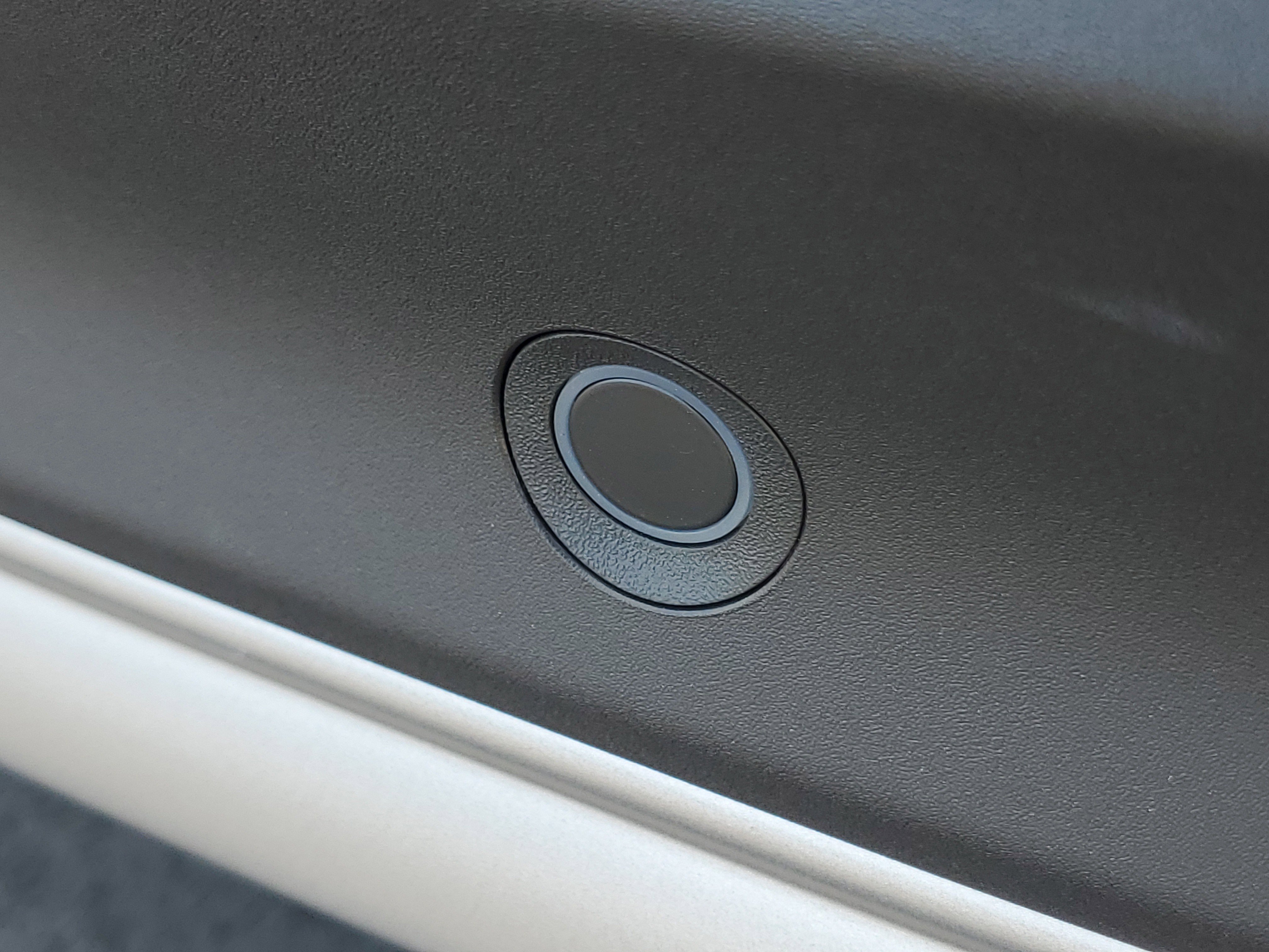 New 2025 Lincoln Corsair Reserve image 6