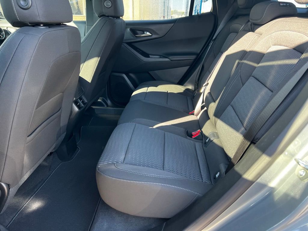 New 2026 Chevrolet Equinox LT w/ Safety and Technology Package image 31