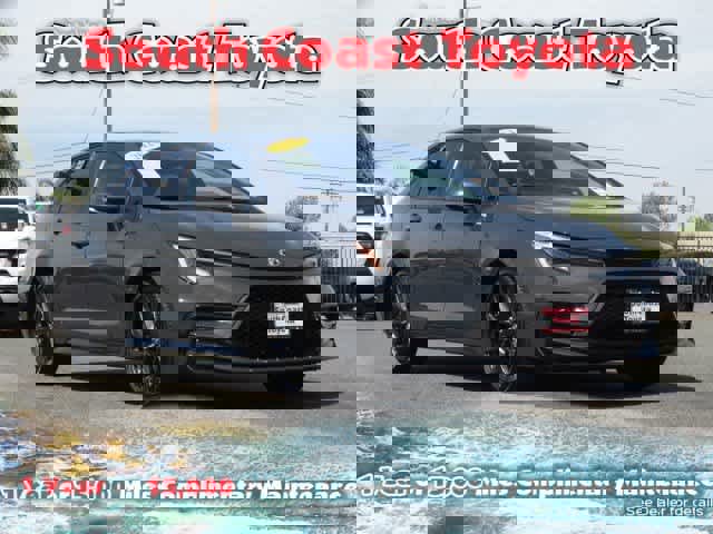 Used 2024 Toyota Corolla SE image 1