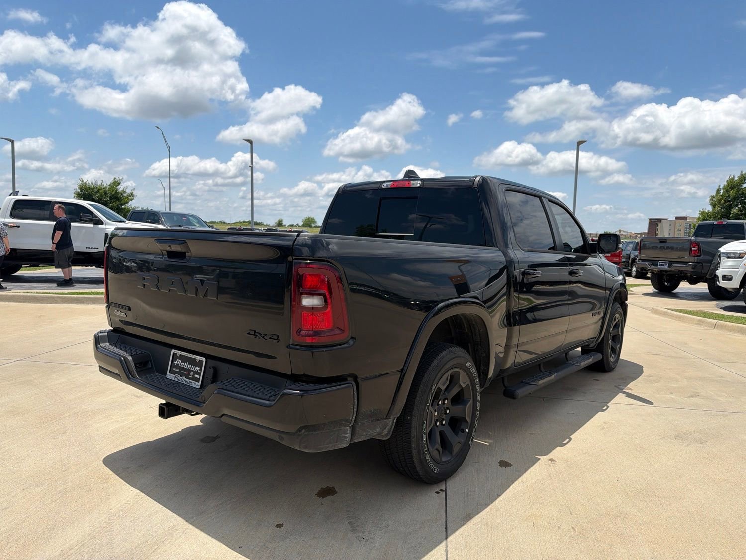 Used 2025 RAM 1500 Big Horn AWD/4WD image 4