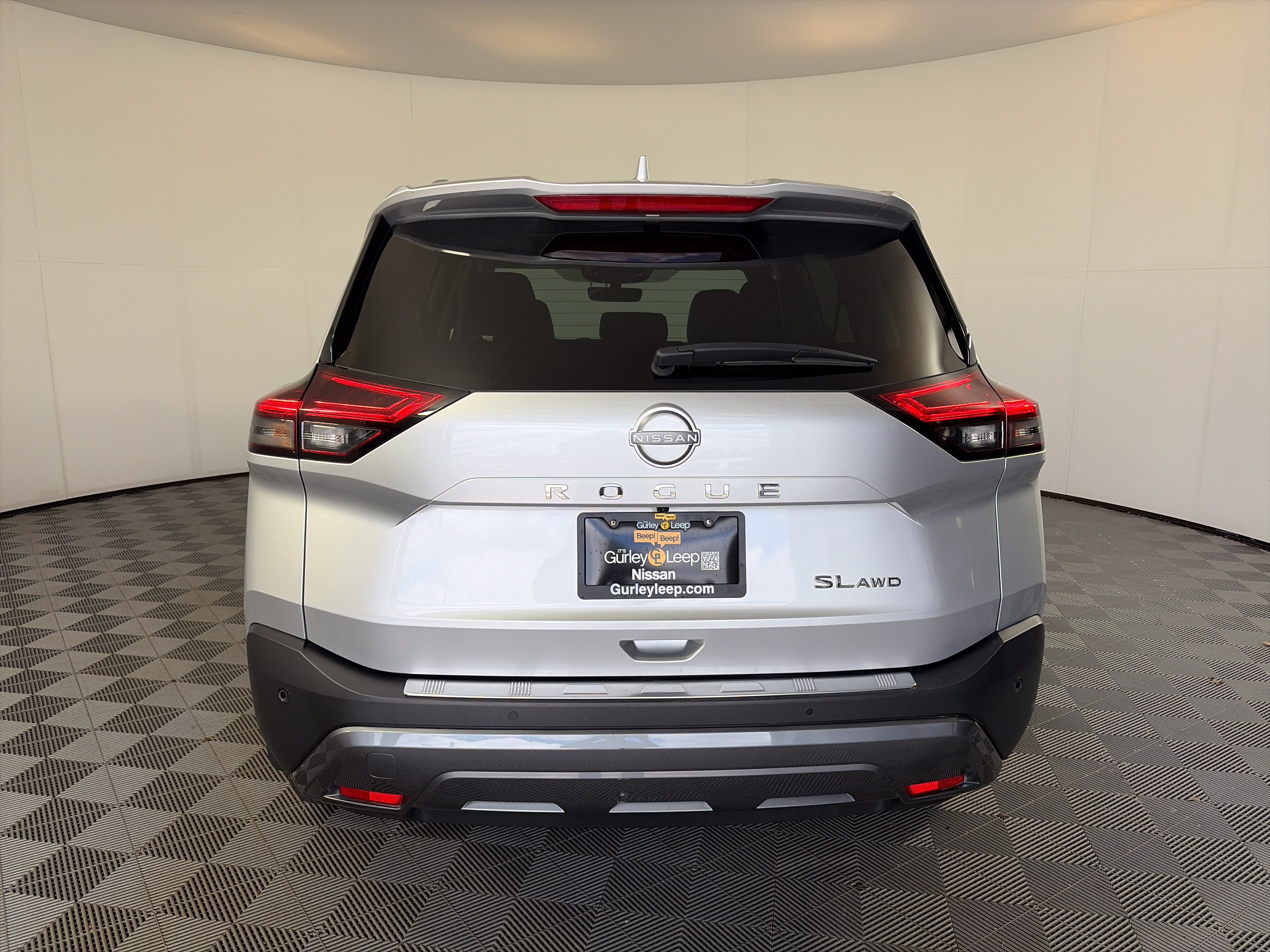 Used 2023 Nissan Rogue SL w/ SL Premium Package AWD/4WD image 9