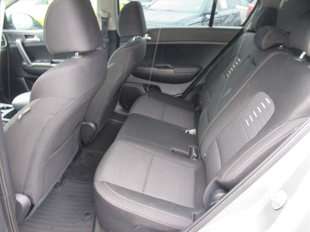 Used 2020 Kia Sportage LX w/ LX Popular Package image 27