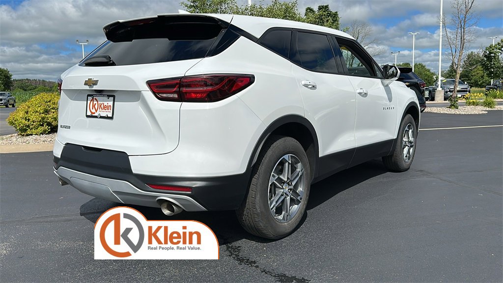 Used 2023 Chevrolet Blazer LT image 8