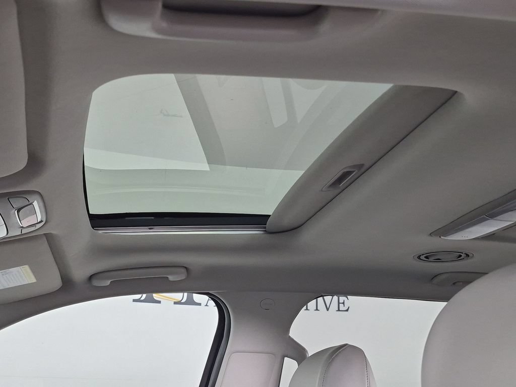 Used 2025 Kia Telluride S FWD image 30