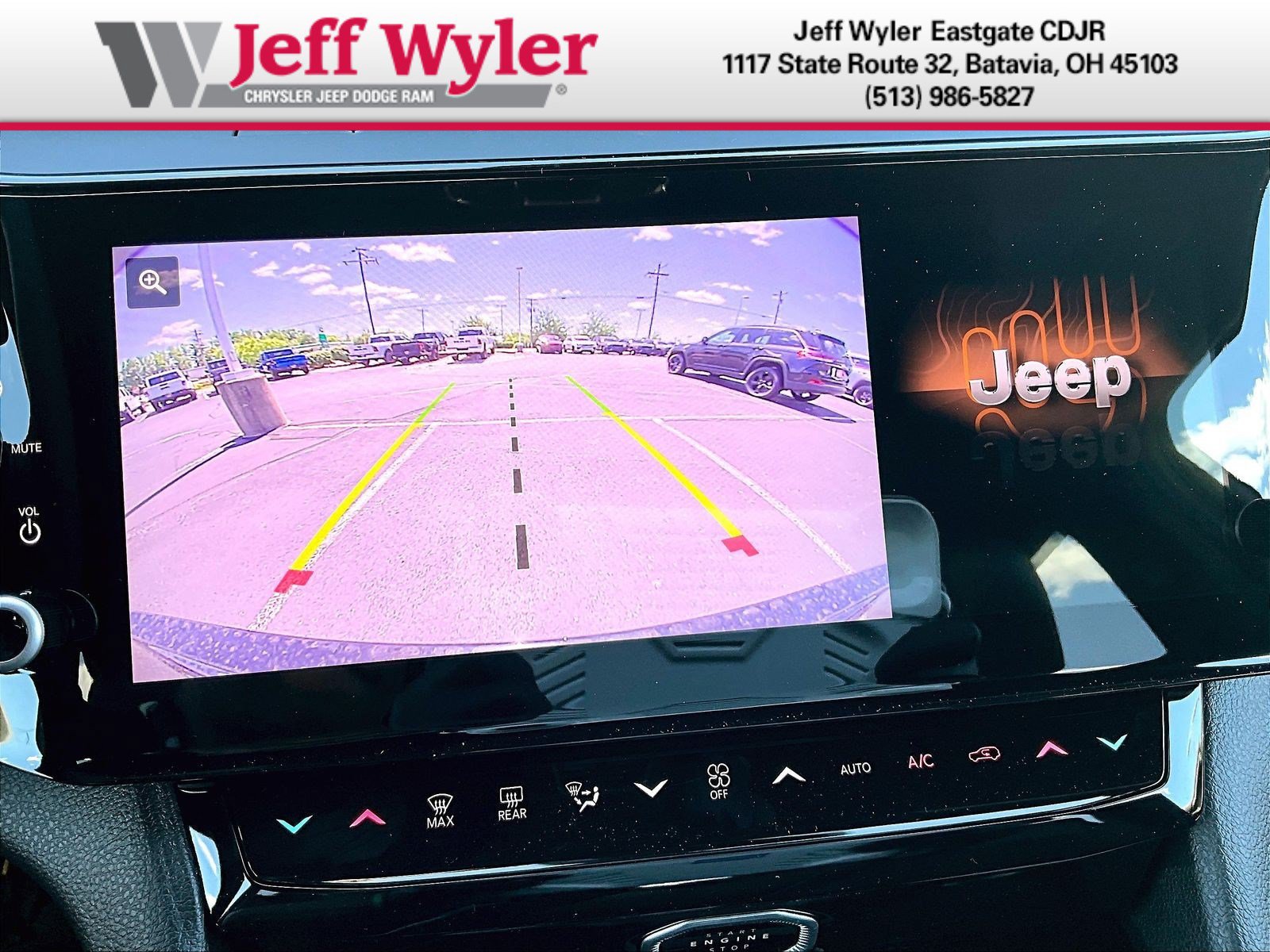 New 2026 Jeep Grand Cherokee Altitude AWD/4WD image 24