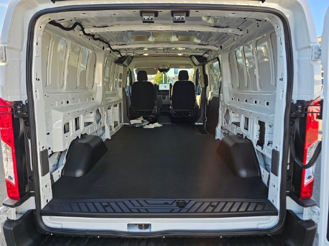 Used 2024 Ford E-Transit Low Roof RWD image 15