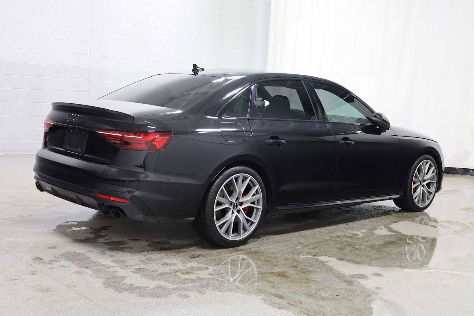 Used 2023 Audi S4 Premium Plus w/ Premium Plus Package image 9