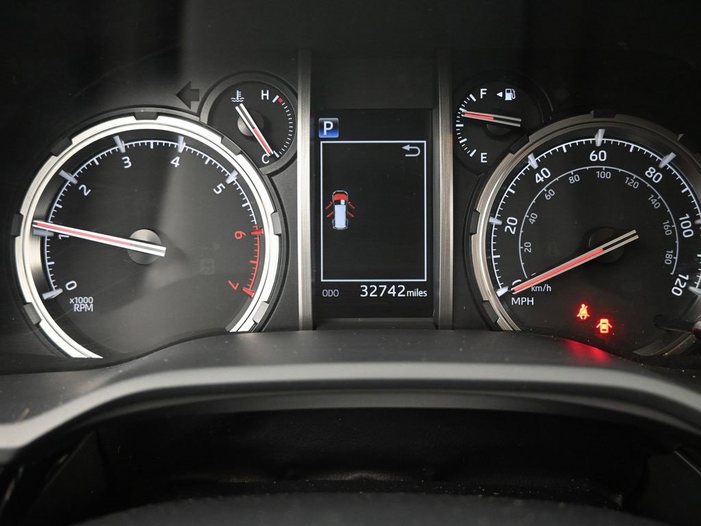 Used 2023 Toyota 4Runner Limited image 29